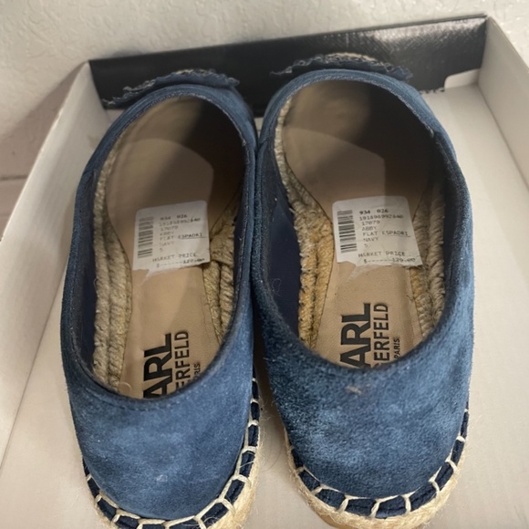 Shoes - Picture 2 of 4